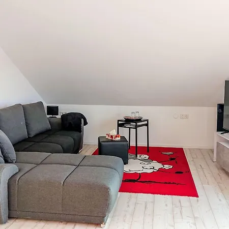 Lindenstrasse-3 By Interhome *