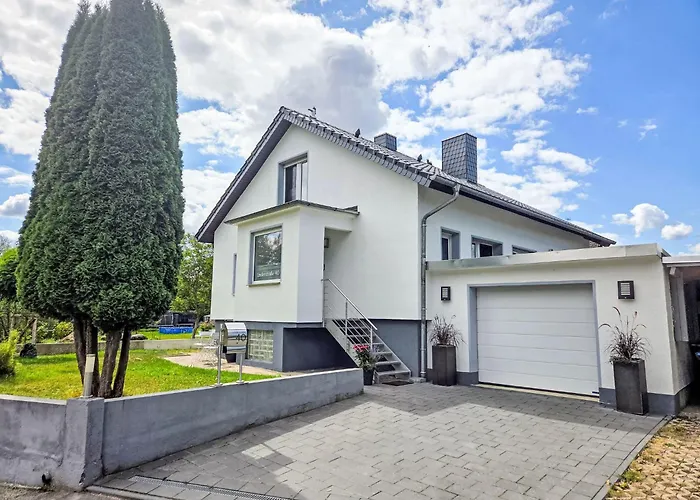 Lindenstrasse-3 By Interhome *